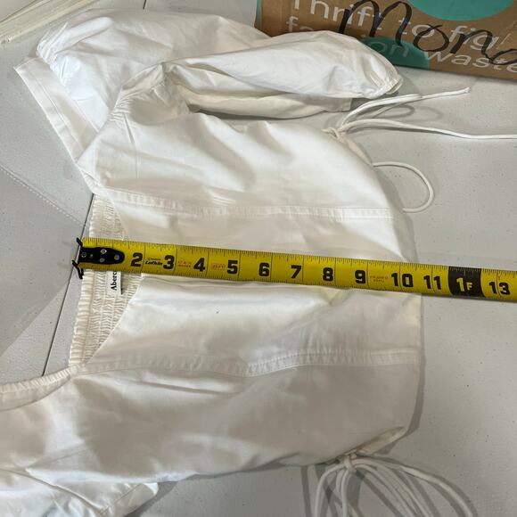 Abercrombie & Fitch White Puff Sleeve Square Neck Smocked Crop Top Womens Small - Picture 6 of 6